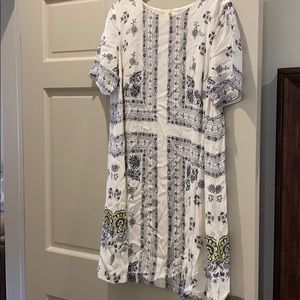 White Patterned Short Sleeve Loose Dress